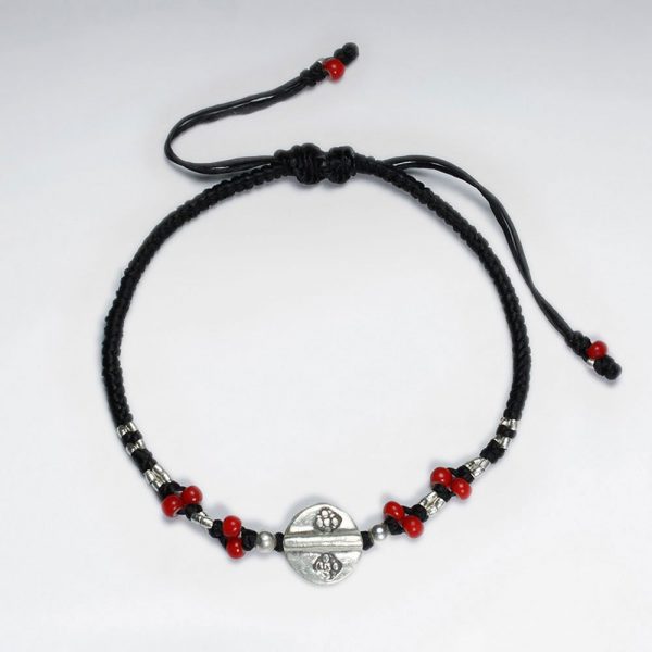 Bracelet Coton Macramé Avec Disque Argent et Perles de Verre Rouge